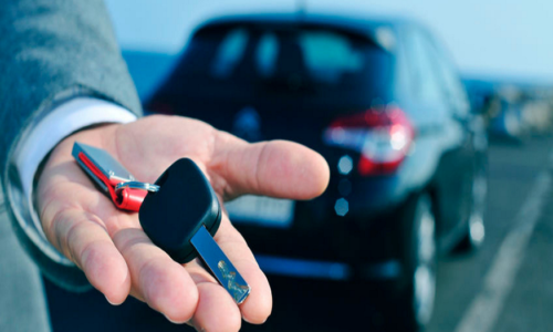 Is Renting a Car in Dubai Better Than Using Taxis or Uber?